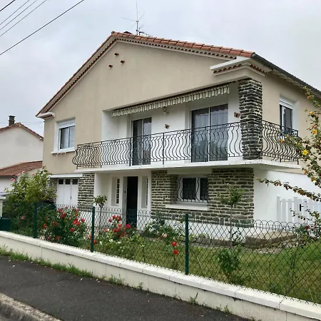 Hébergement de vacances -comme A La Maison- Jardin, Veranda, Ideal Familles Et Business Niort