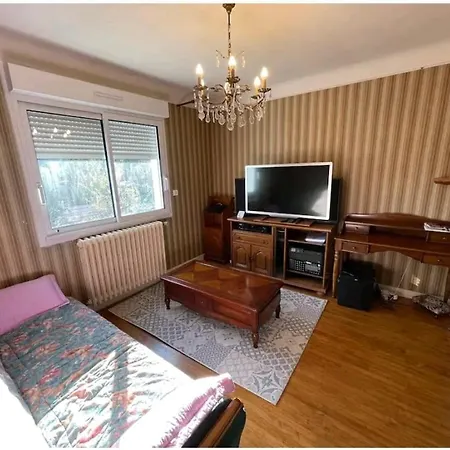 -comme A La Maison- Jardin, Veranda, Ideal Familles Et Business *