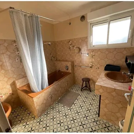 -comme A La Maison- Jardin, Veranda, Ideal Familles Et Business Сasa de vacaciones *