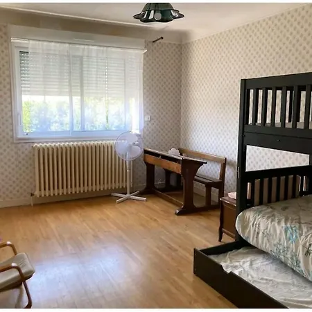 -comme A La Maison- Jardin, Veranda, Ideal Familles Et Business Niort