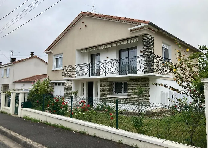 Сasa de vacaciones -comme A La Maison- Jardin, Veranda, Ideal Familles Et Business Niort