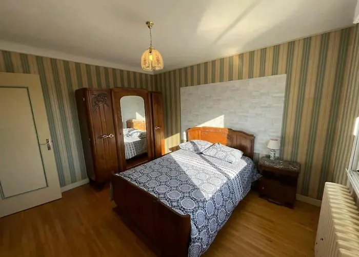 Hébergement de vacances -comme A La Maison- Jardin, Veranda, Ideal Familles Et Business *