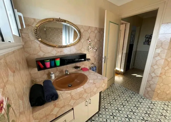 -comme A La Maison- Jardin, Veranda, Ideal Familles Et Business Сasa de vacaciones *